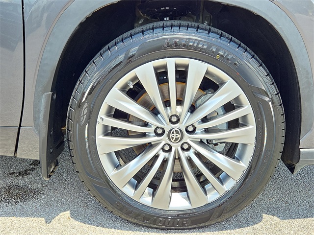 2022 Toyota Highlander Platinum FWD