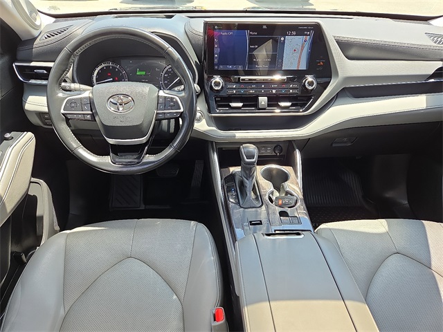 2022 Toyota Highlander Platinum FWD