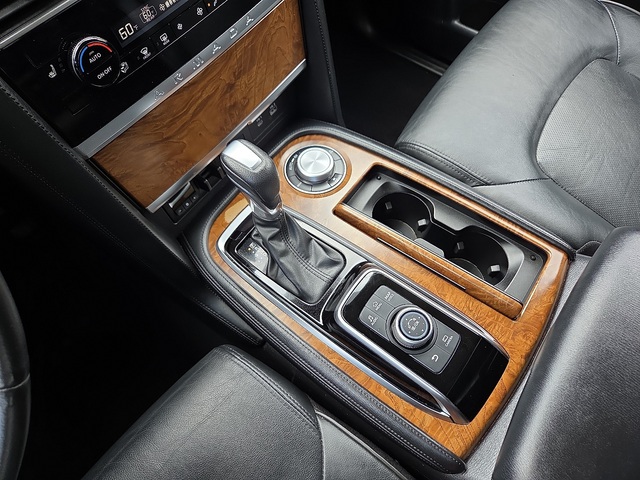 2023 Nissan Armada SL 4WD