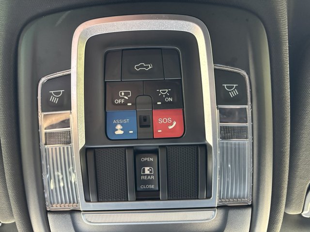 2022 Ram 1500 Laramie 4WD 5ft7 Box