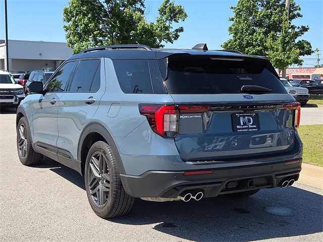 2025 Ford Explorer ST 4WD