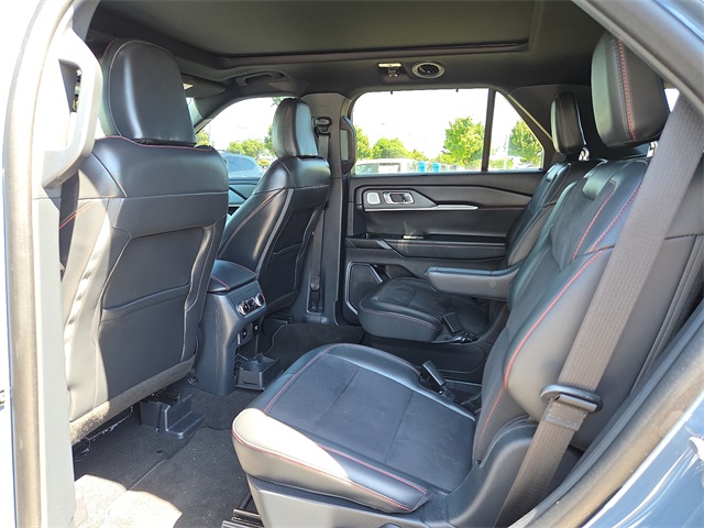 2025 Ford Explorer ST 4WD