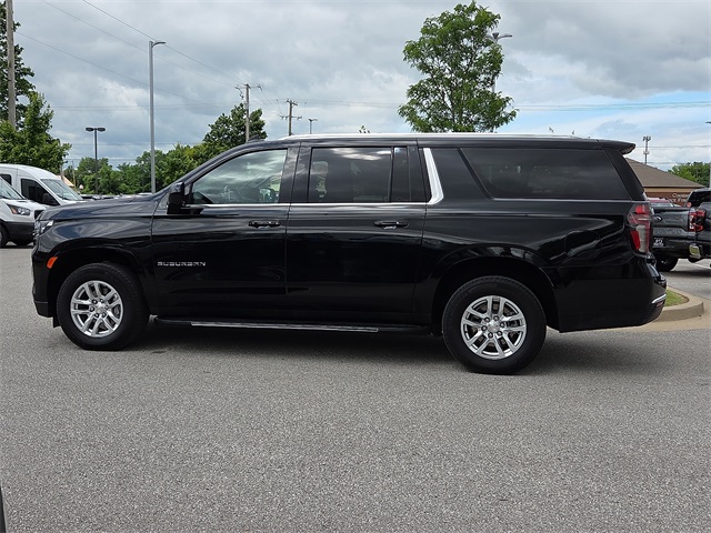 2024 Chevrolet Suburban LT 4WD