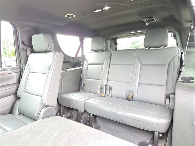2024 Chevrolet Suburban LT 4WD