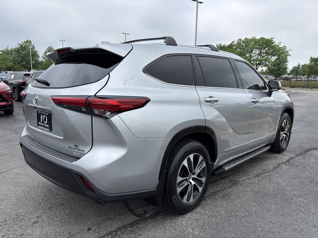 2022 Toyota Highlander XLE FWD