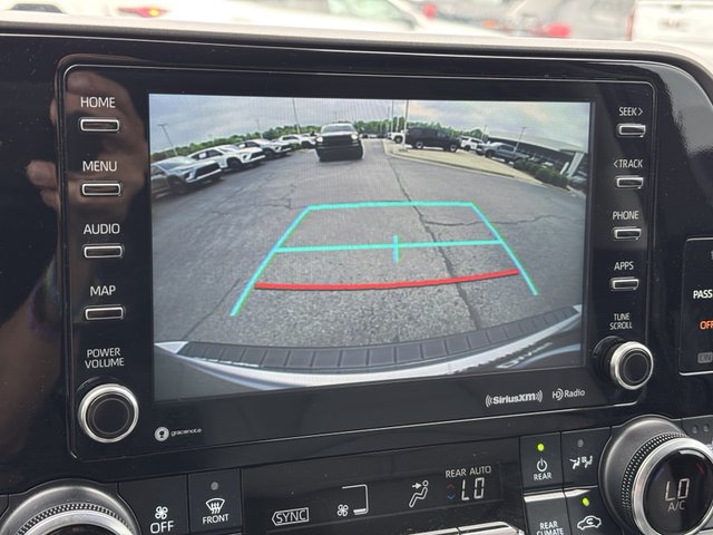 2022 Toyota Highlander XLE FWD