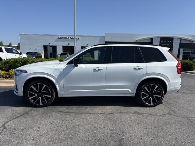 2023 Volvo XC90 Ultimate Dark Theme Recharge