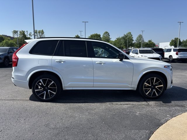 2023 Volvo XC90 Ultimate Dark Theme Recharge