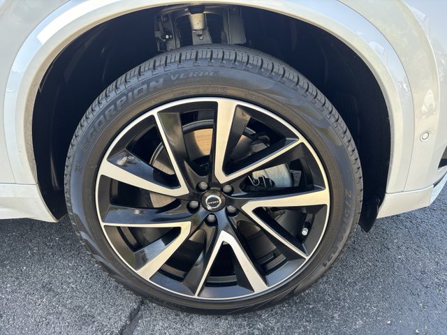 2023 Volvo XC90 Ultimate Dark Theme Recharge