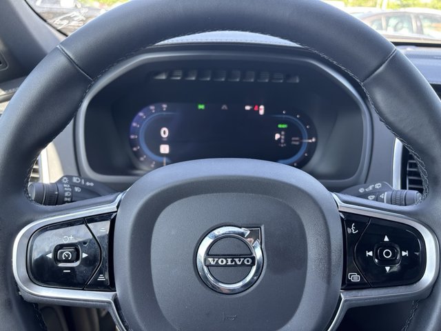 2023 Volvo XC90 Ultimate Dark Theme Recharge
