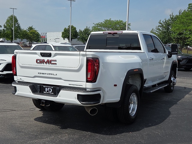 2023 GMC Sierra 3500HD Denali 4WD 172WB