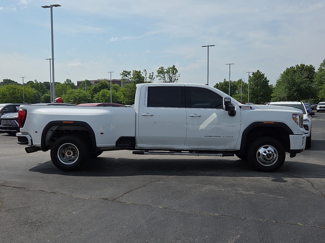 2023 GMC Sierra 3500HD Denali 4WD 172WB