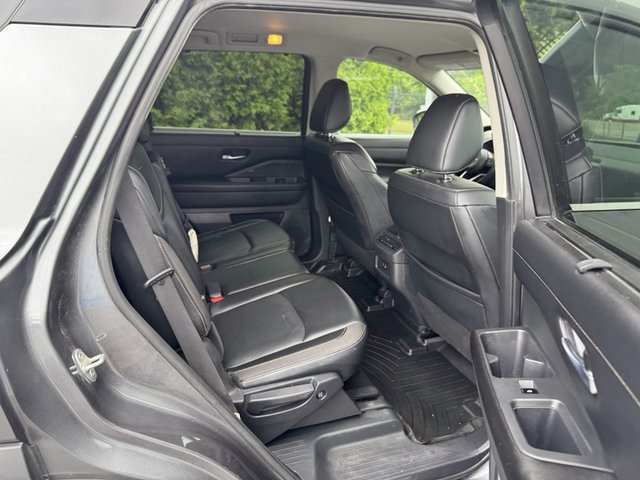 2022 Nissan Pathfinder SL 4WD