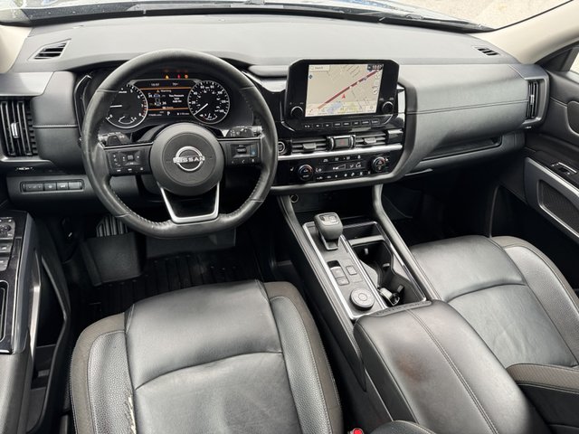 2022 Nissan Pathfinder SL 4WD