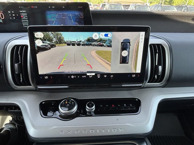 2025 Ford Expedition Active 4WD