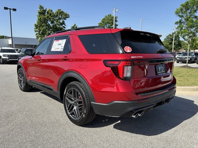 2025 Ford Explorer ST 4WD