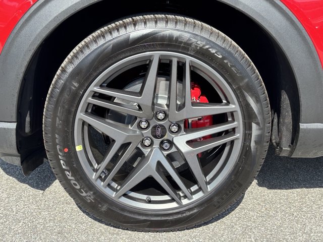 2025 Ford Explorer ST 4WD