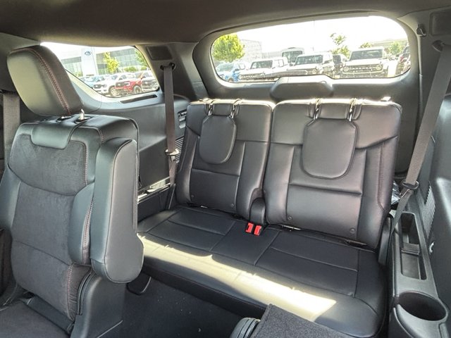 2025 Ford Explorer ST 4WD