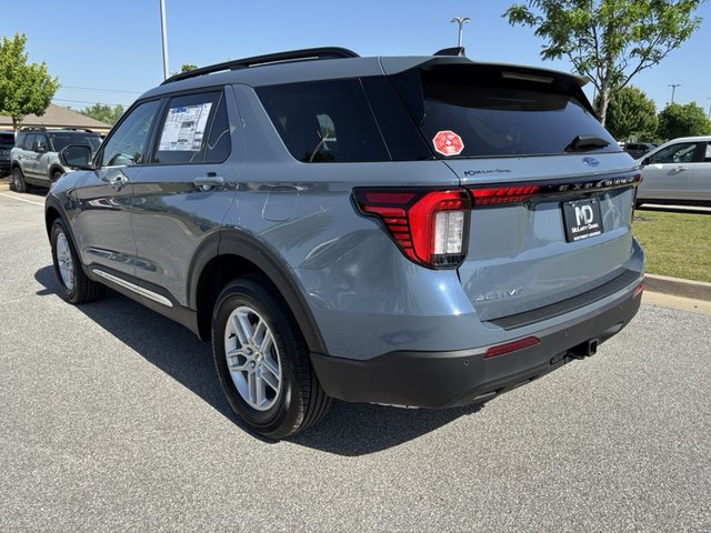 2025 Ford Explorer Active 4WD