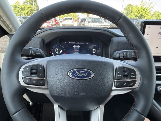 2025 Ford Explorer Active 4WD
