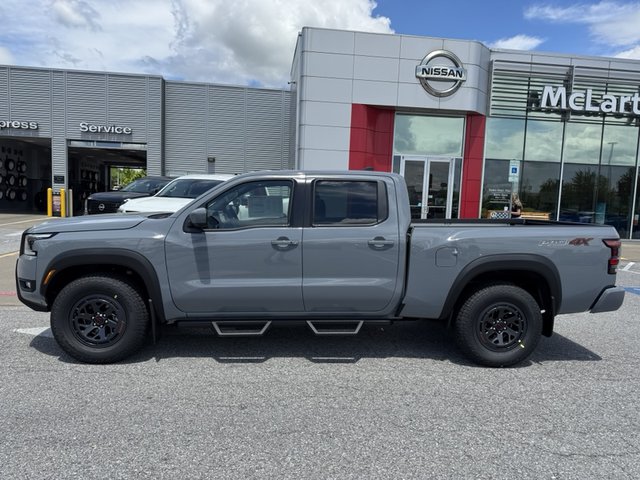 2025 Nissan Frontier PRO-4X 4WD
