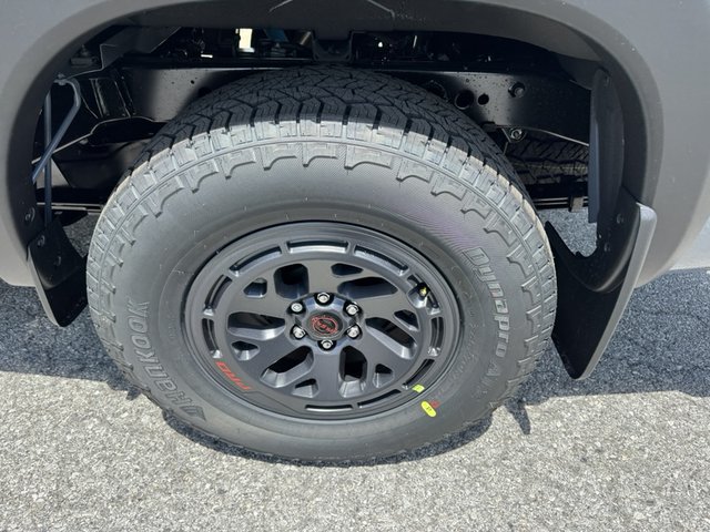 2025 Nissan Frontier PRO-4X 4WD