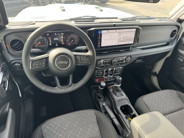 2025 Jeep Gladiator Mojave 4WD