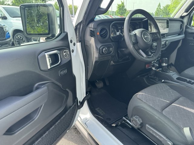 2025 Jeep Gladiator Mojave 4WD