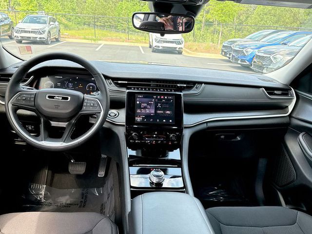 2023 Jeep Grand Cherokee Laredo L