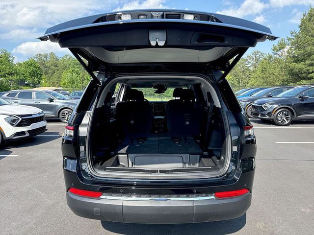 2023 Jeep Grand Cherokee Laredo L