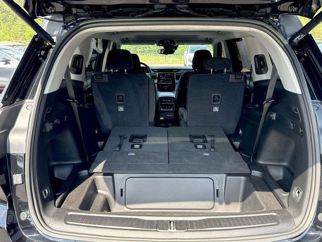 2023 Jeep Grand Cherokee Laredo L