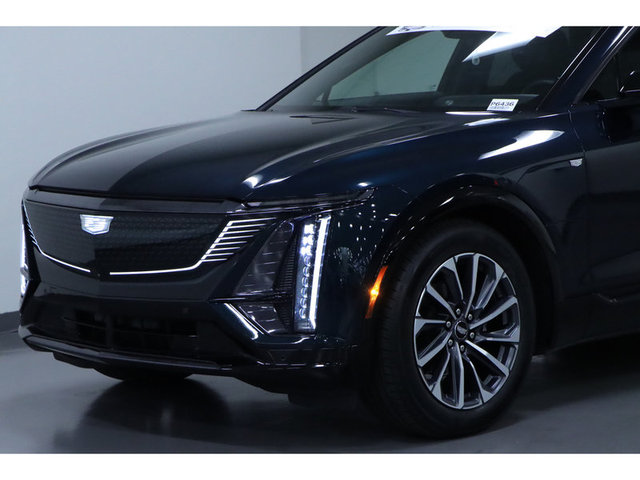 2024 Cadillac Lyriq Sport w/1SJ