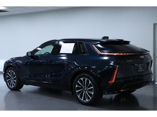 2024 Cadillac Lyriq Sport w/1SJ