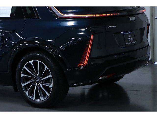 2024 Cadillac Lyriq Sport w/1SJ