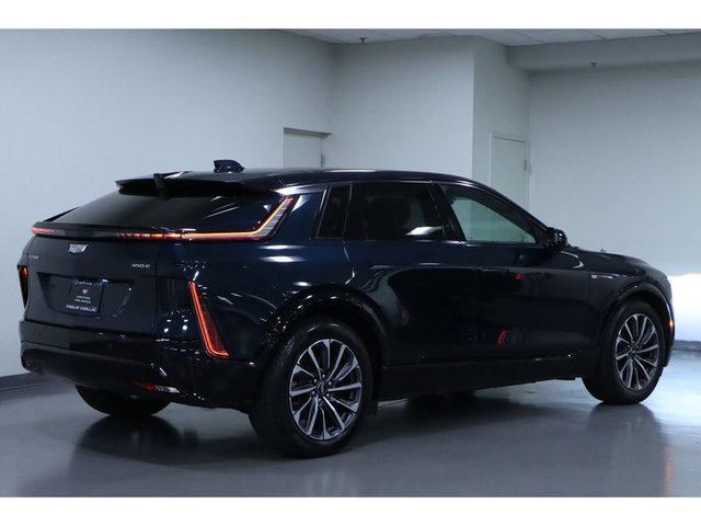 2024 Cadillac Lyriq Sport w/1SJ
