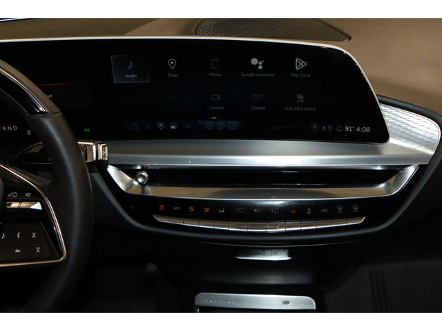 2024 Cadillac Lyriq Sport w/1SJ