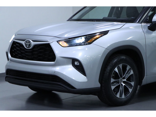 2022 Toyota Highlander XLE FWD