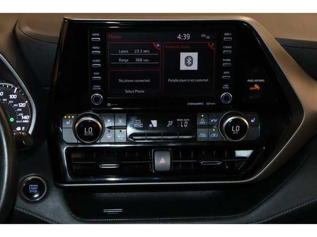 2022 Toyota Highlander XLE FWD