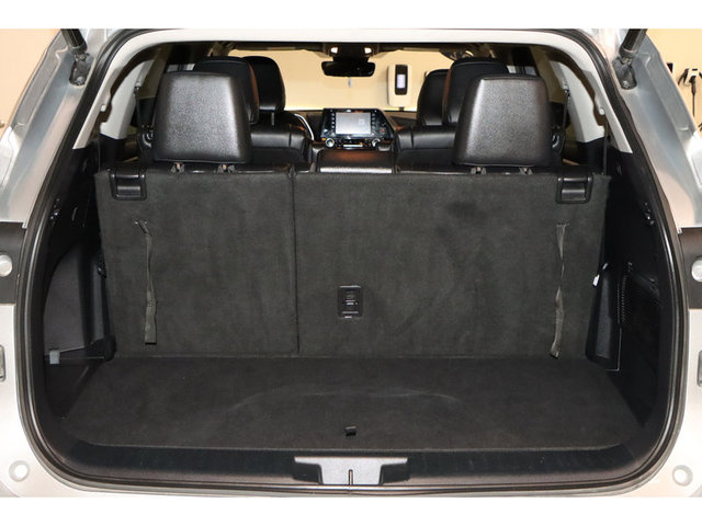 2022 Toyota Highlander XLE FWD