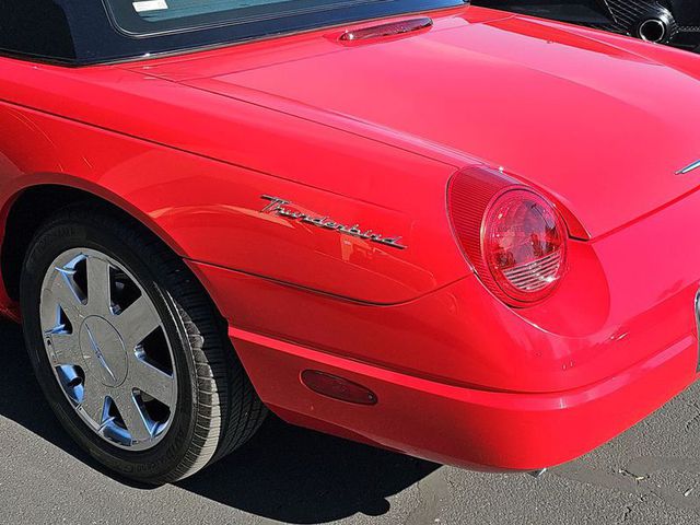2002 Ford Thunderbird Deluxe