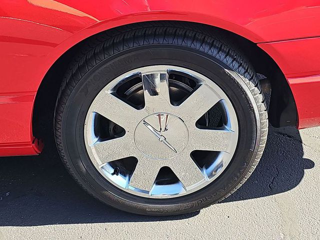 2002 Ford Thunderbird Deluxe