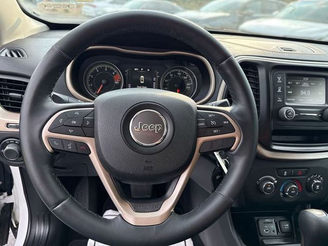 2016 Jeep Cherokee Altitude