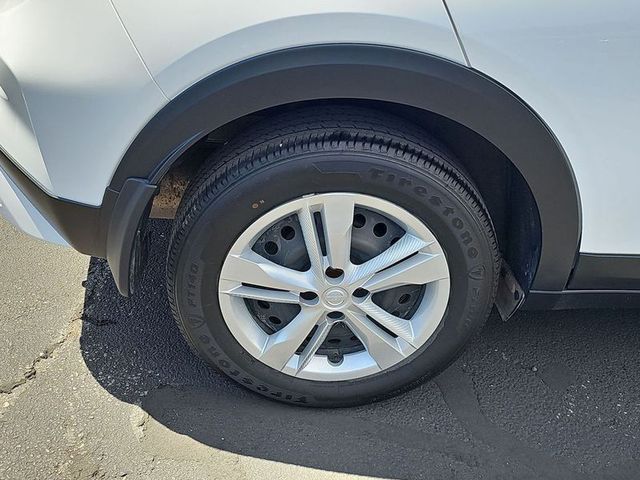 2023 Nissan Kicks S FWD