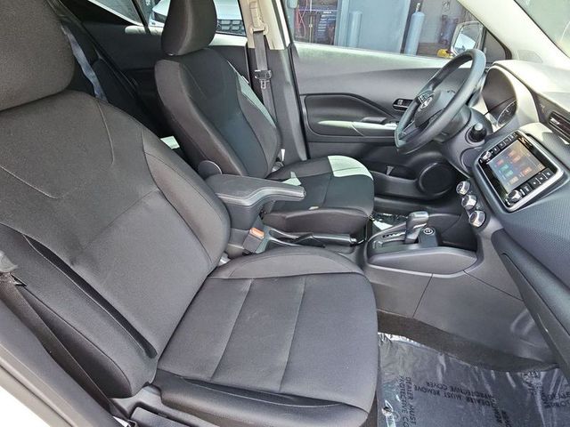 2023 Nissan Kicks S FWD