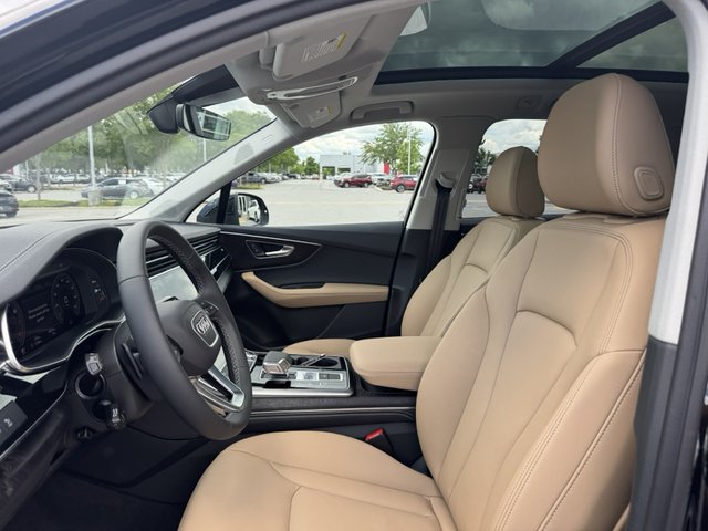 2025 Audi Q7 Premium Plus