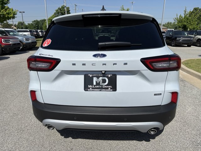 2025 Ford Escape PHEV FWD