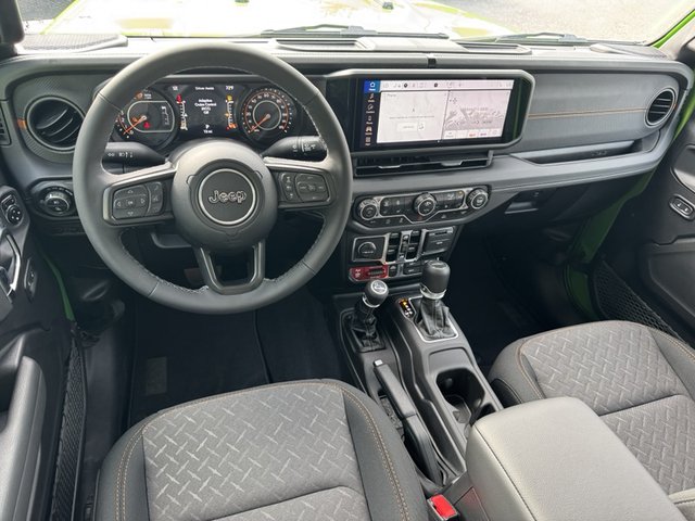 2025 Jeep Gladiator Mojave 4WD