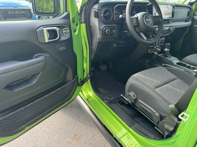 2025 Jeep Gladiator Mojave 4WD