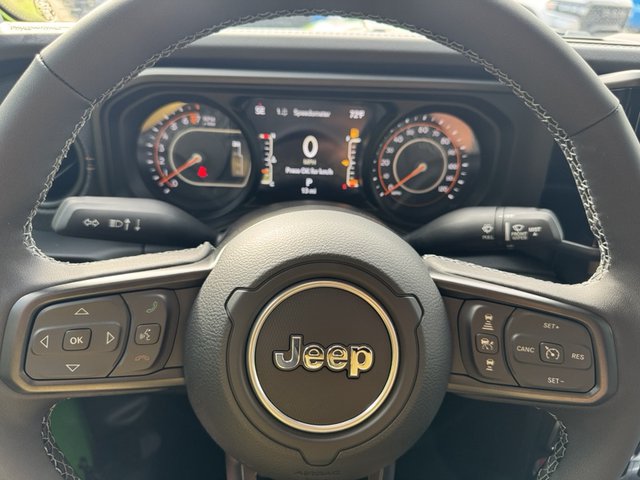 2025 Jeep Gladiator Mojave 4WD