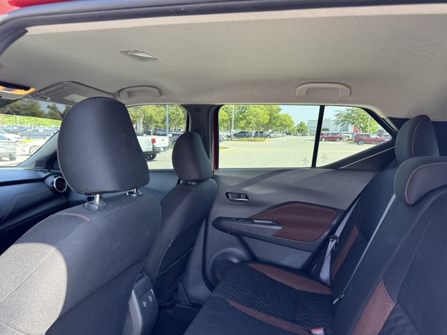 2022 Nissan Kicks SR FWD